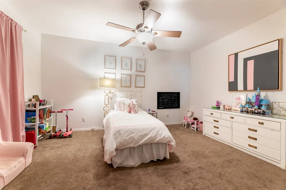 4320 Bellaire Drive S #205W Fort Worth, TX 76109
