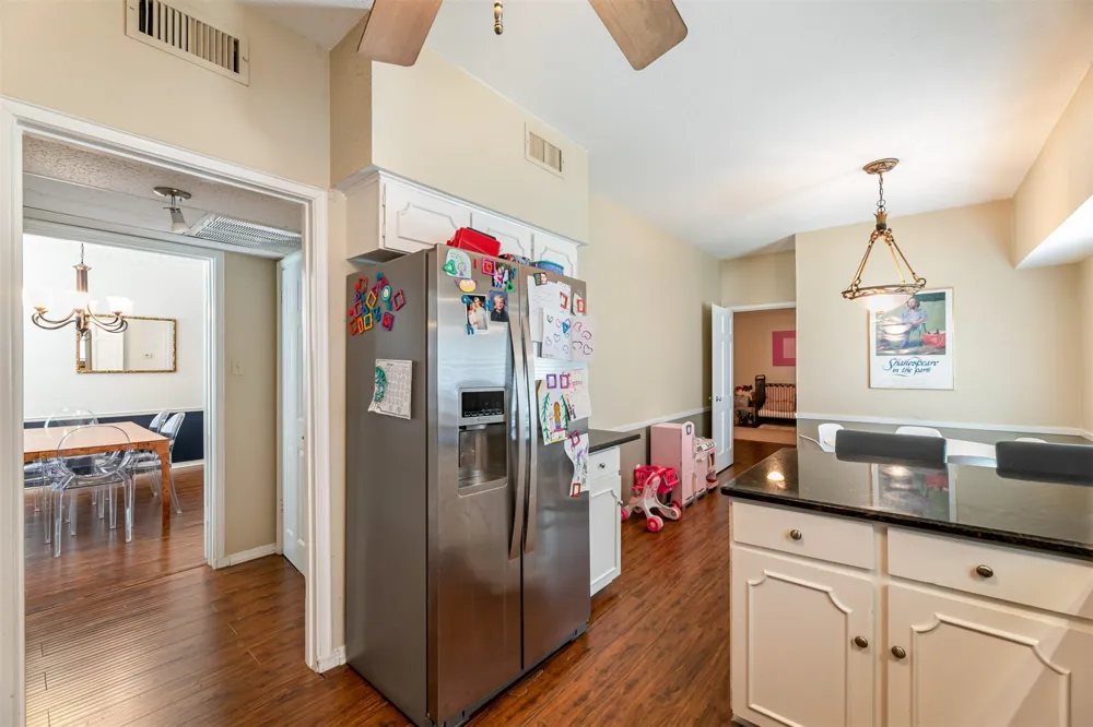 4320 Bellaire Drive S #205W Fort Worth, TX 76109