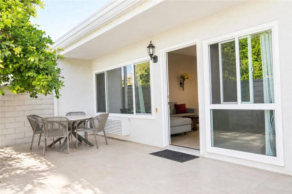 2131 Via Puerta #F Laguna Woods, CA 92637