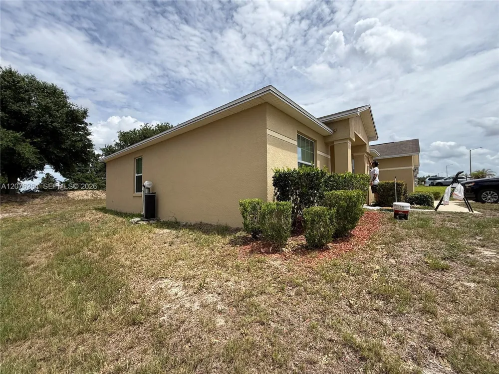 4106 DINNER LAKE WAY Lake Wales, FL 33859