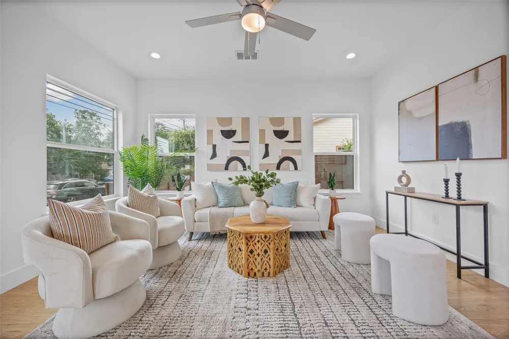 7310 Carver Avenue #3 Austin, TX 78752