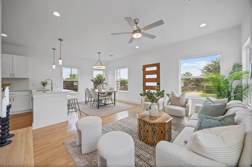 7310 Carver Avenue #3 Austin, TX 78752