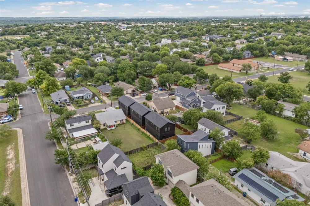 7310 Carver Avenue #3 Austin, TX 78752