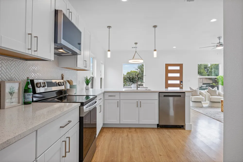 7310 Carver Avenue #3 Austin, TX 78752