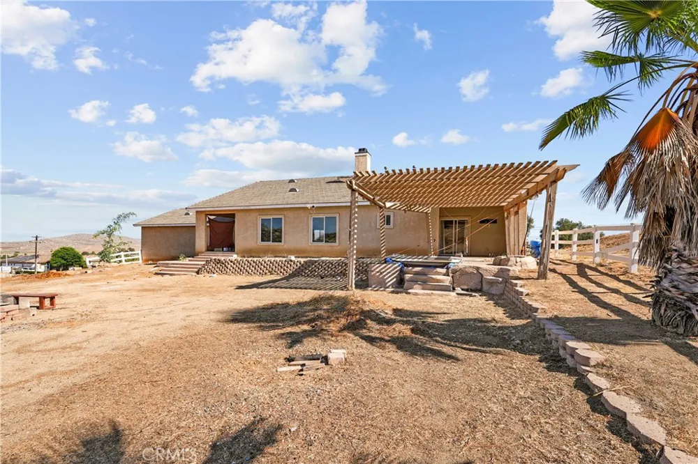 29715 Central Nuevo, CA 92567