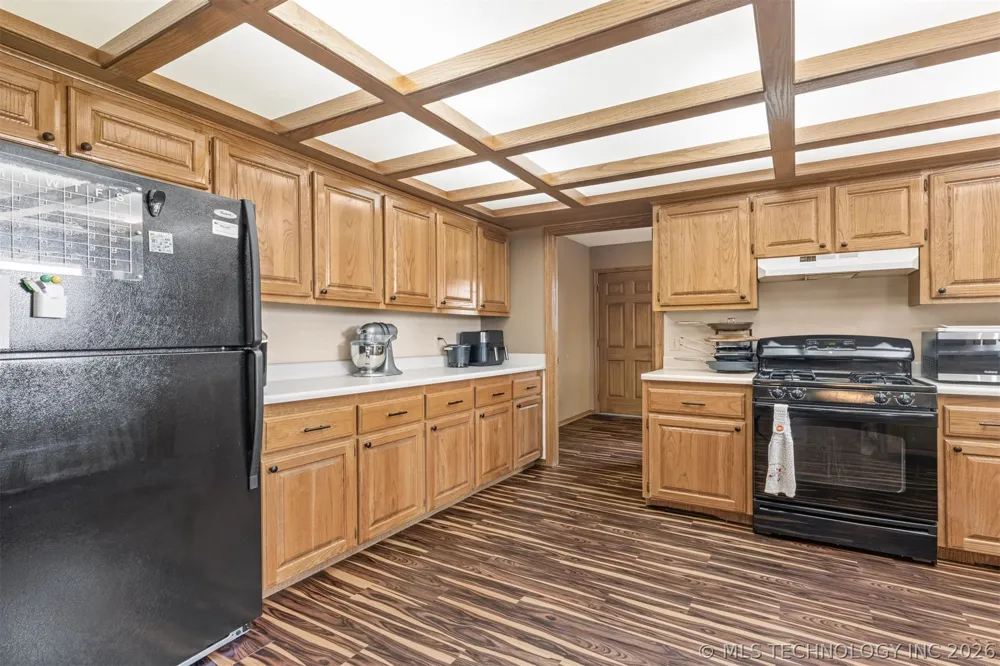 302 Gas Street Chouteau, OK 74337