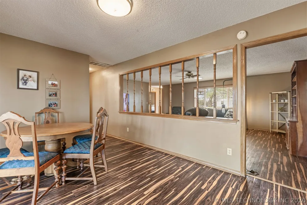 302 Gas Street Chouteau, OK 74337