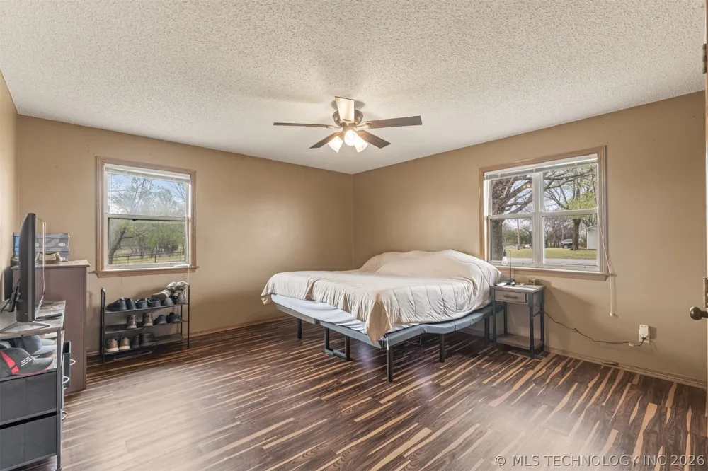 302 Gas Street Chouteau, OK 74337