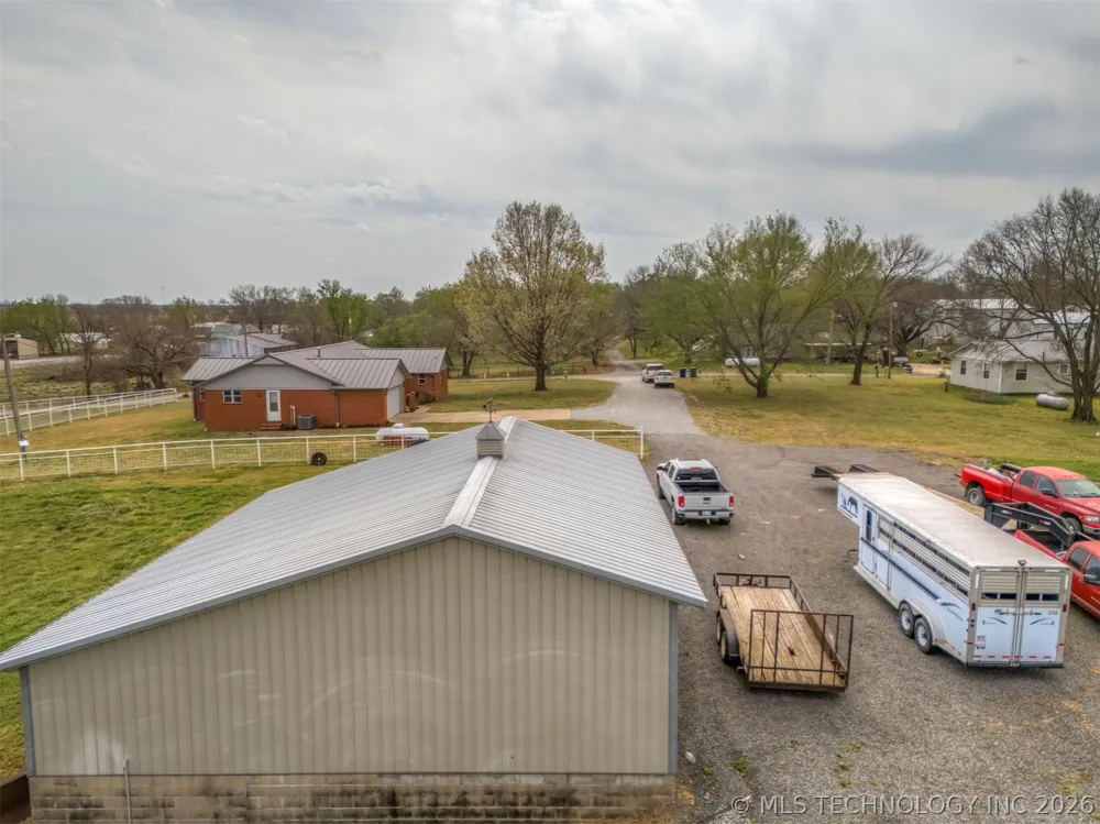 302 Gas Street Chouteau, OK 74337