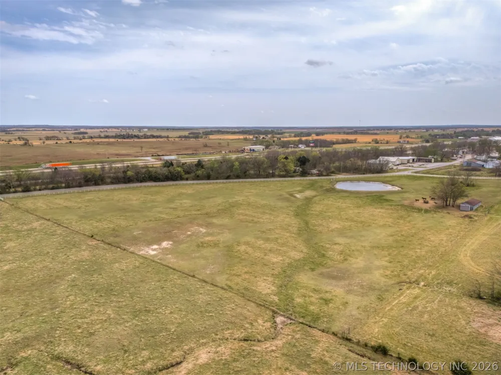 302 Gas Street Chouteau, OK 74337