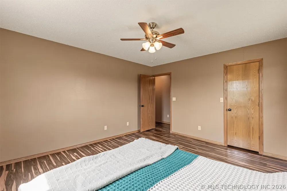 302 Gas Street Chouteau, OK 74337
