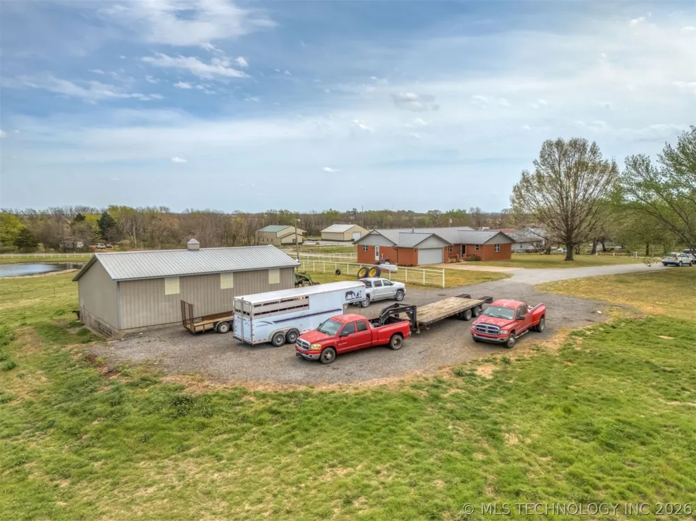 302 Gas Street Chouteau, OK 74337