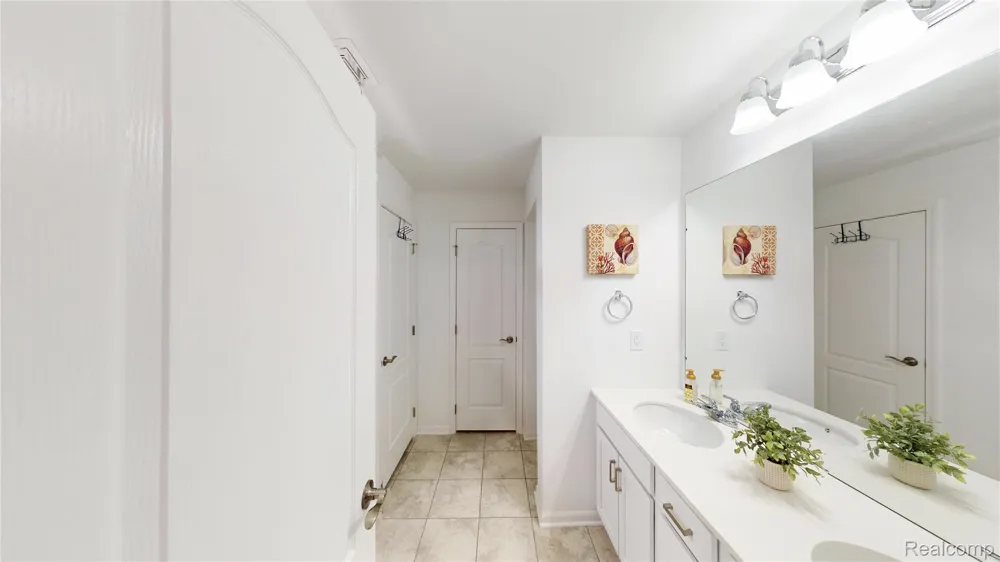 9171 Dogwood Lane Lima Township, MI 48130