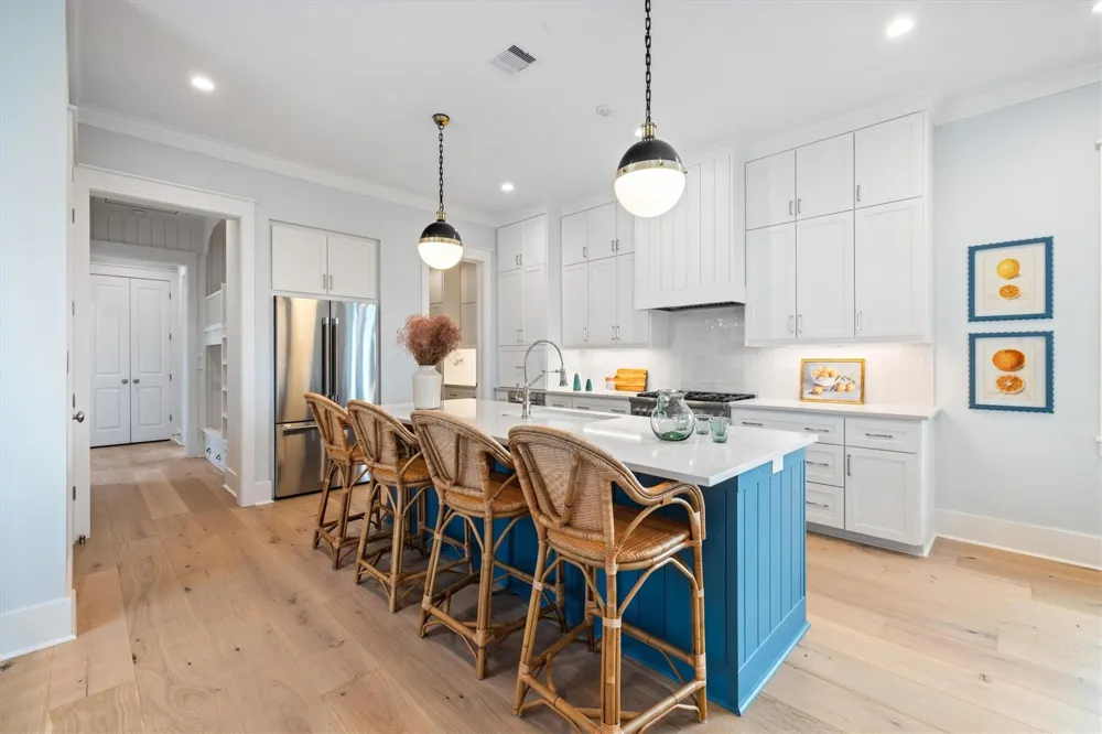2602 E Seaside Drive Galveston, TX 77550
