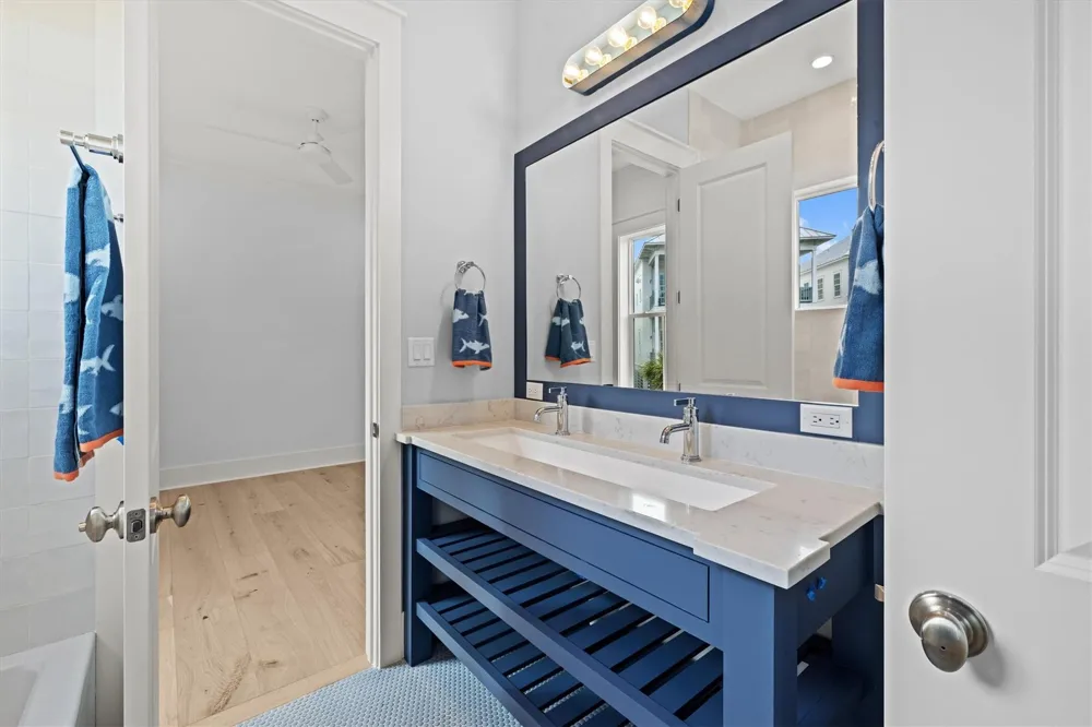 2602 E Seaside Drive Galveston, TX 77550