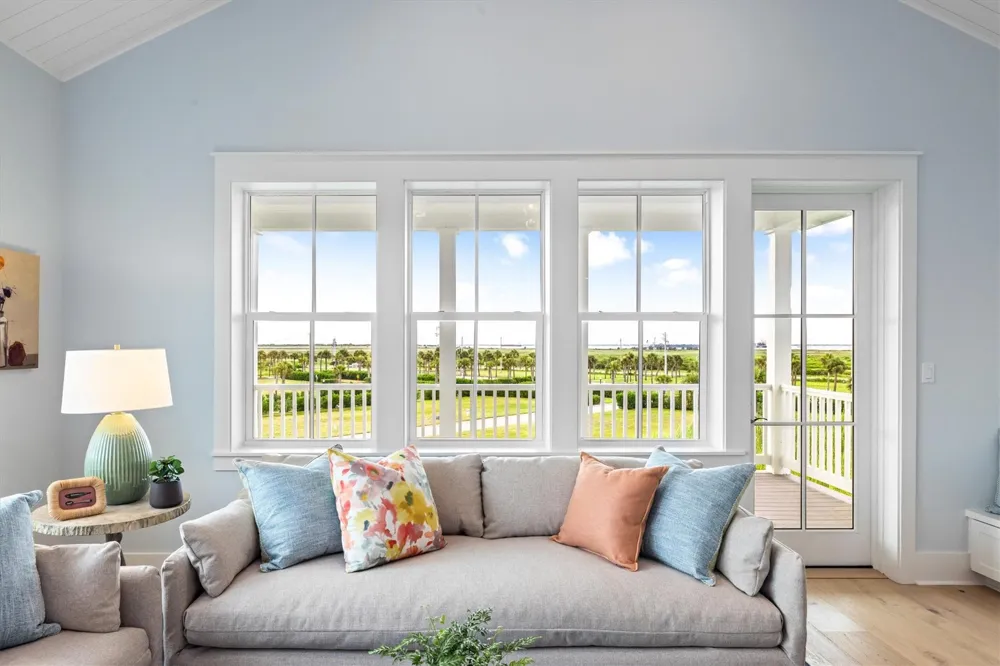 2602 E Seaside Drive Galveston, TX 77550