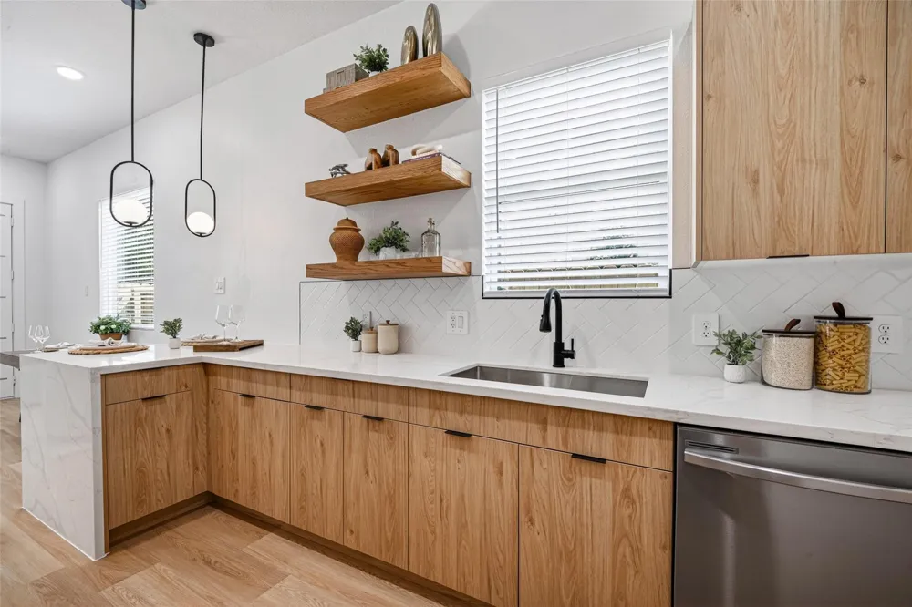 7840 Nashville Unit B Street Houston, TX 77028