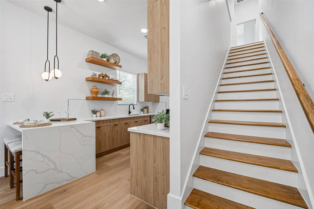 7840 Nashville Unit B Street Houston, TX 77028