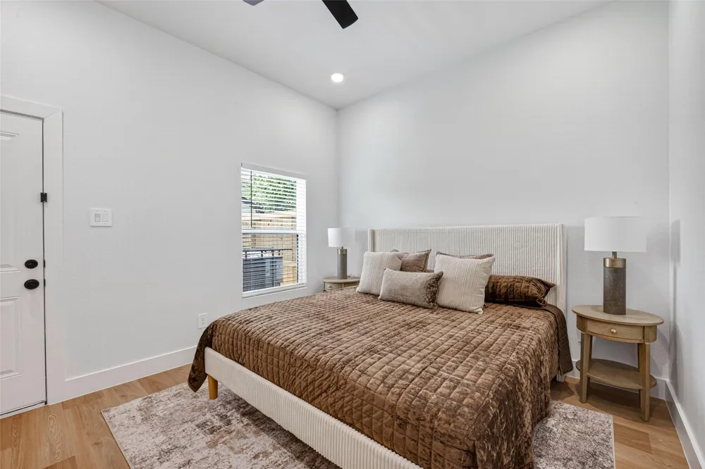 7840 Nashville Unit B Street Houston, TX 77028