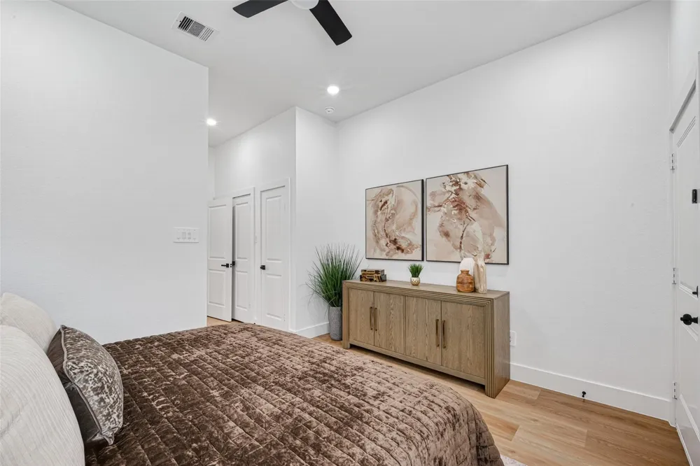 7840 Nashville Unit B Street Houston, TX 77028