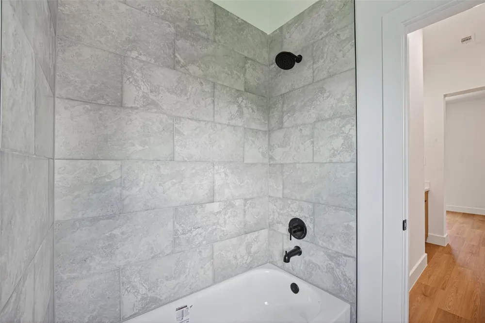 7840 Nashville Unit B Street Houston, TX 77028