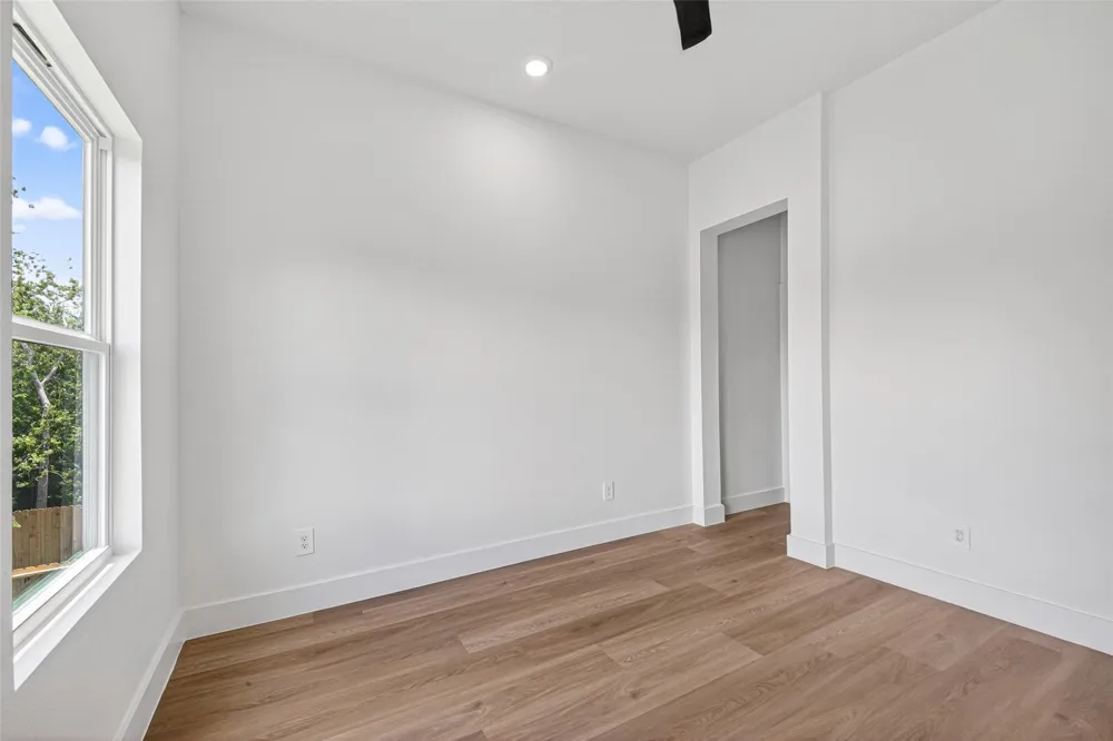7840 Nashville Unit B Street Houston, TX 77028