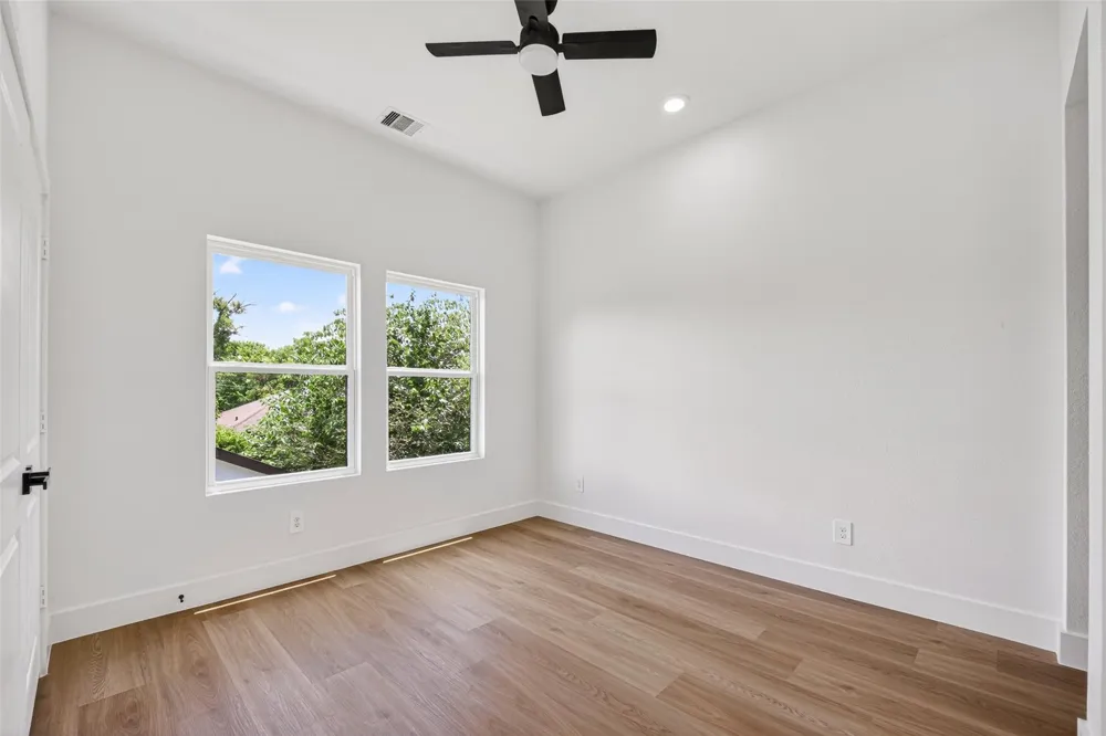 7840 Nashville Unit B Street Houston, TX 77028