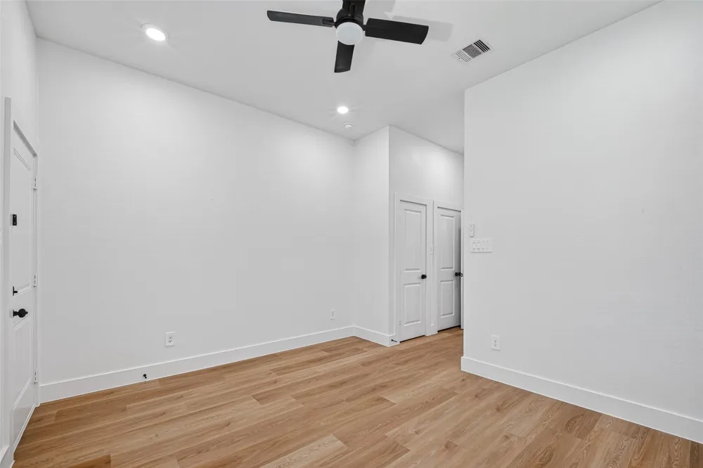 7840 Nashville Unit B Street Houston, TX 77028