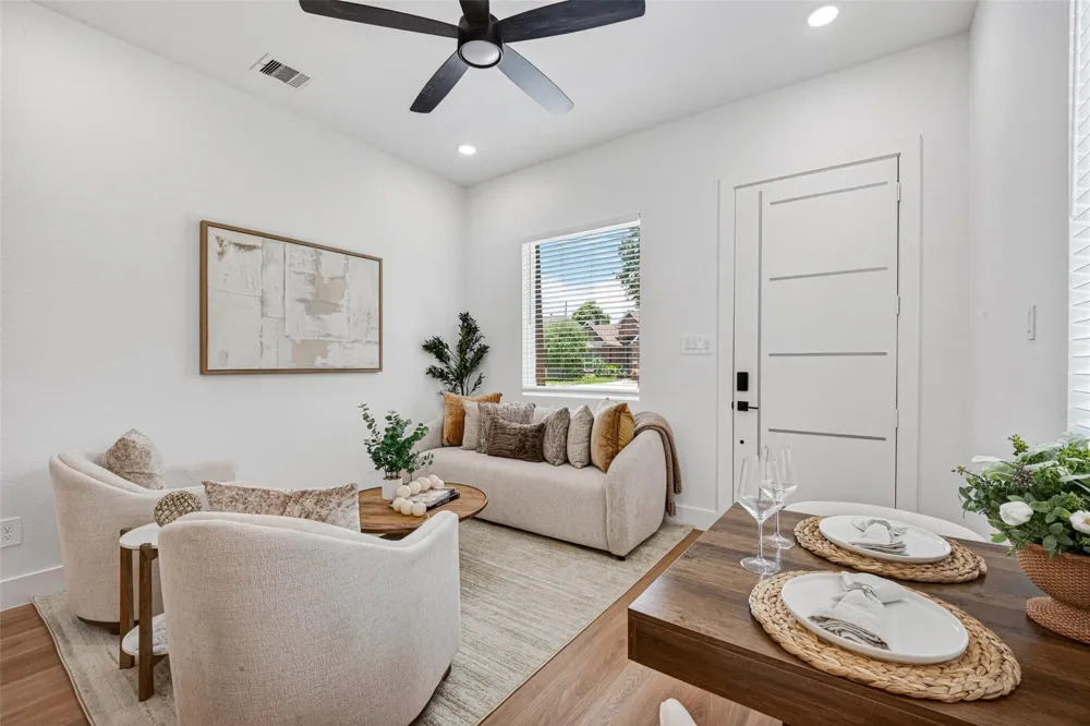 7840 Nashville Unit B Street Houston, TX 77028