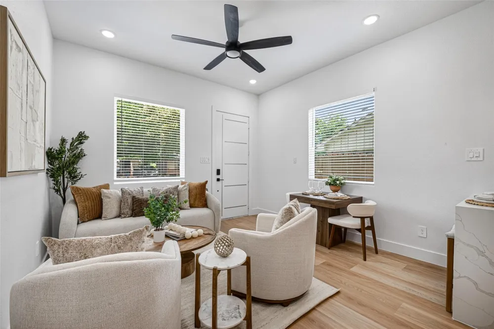 7840 Nashville Unit B Street Houston, TX 77028