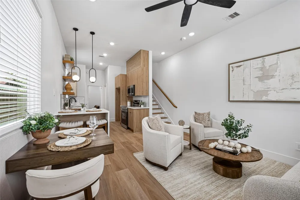7840 Nashville Unit B Street Houston, TX 77028