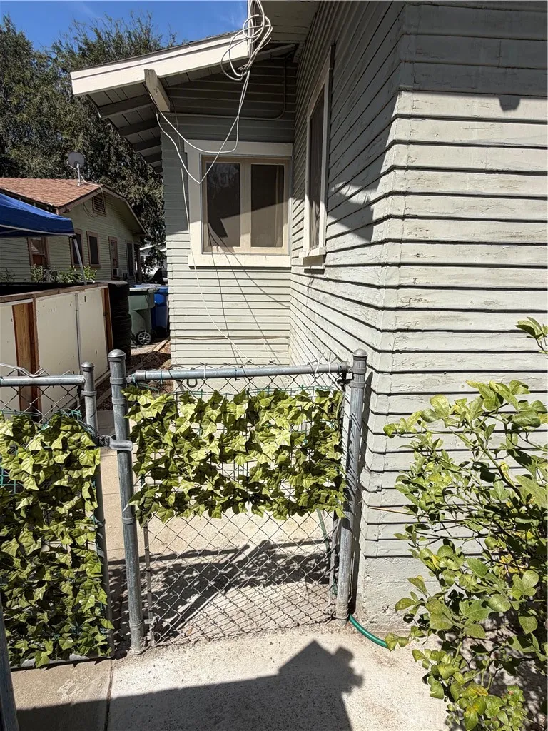 936 Laurel Ontario, CA 91762