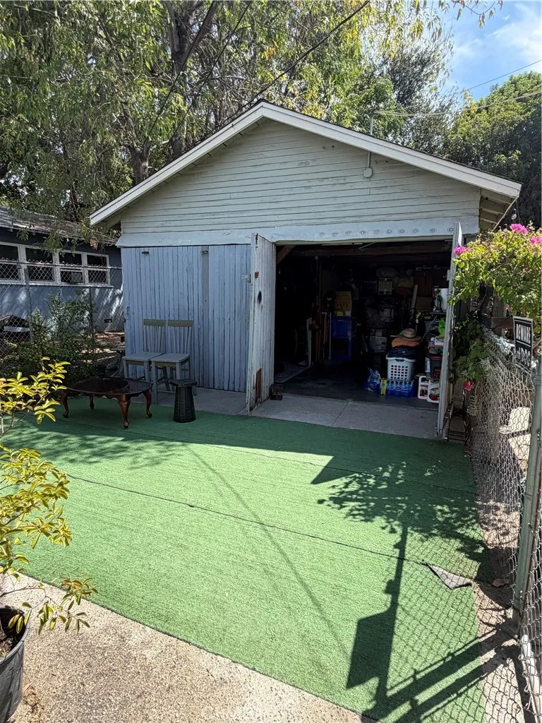 936 Laurel Ontario, CA 91762