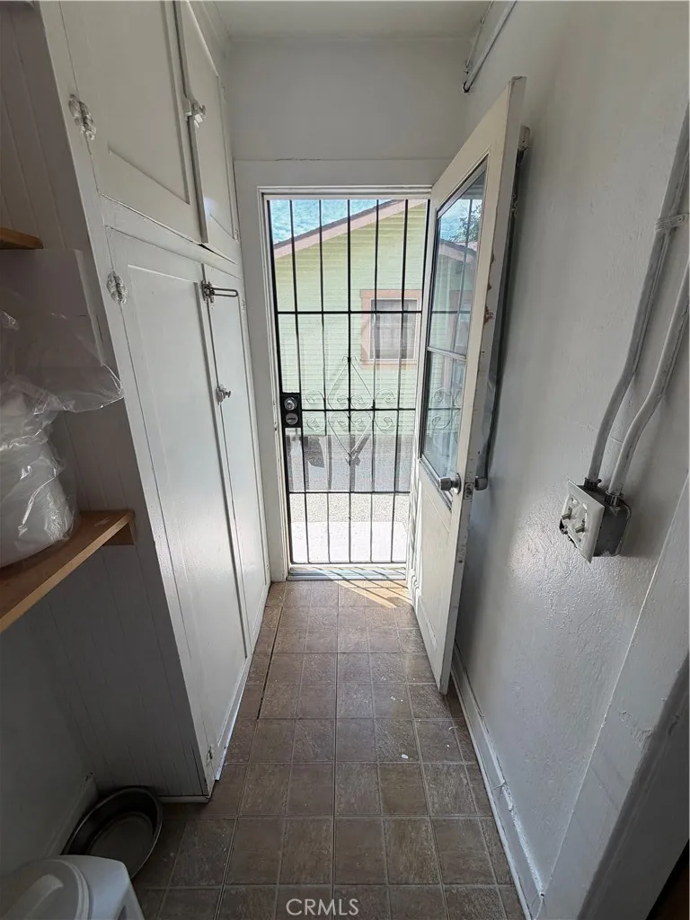 936 Laurel Ontario, CA 91762