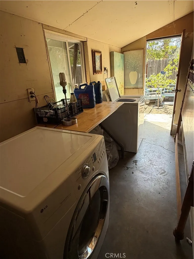 936 Laurel Ontario, CA 91762