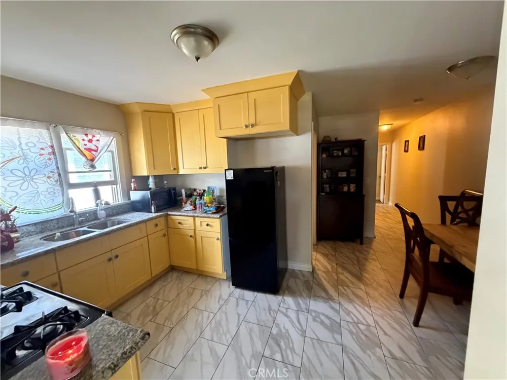 936 Laurel Ontario, CA 91762