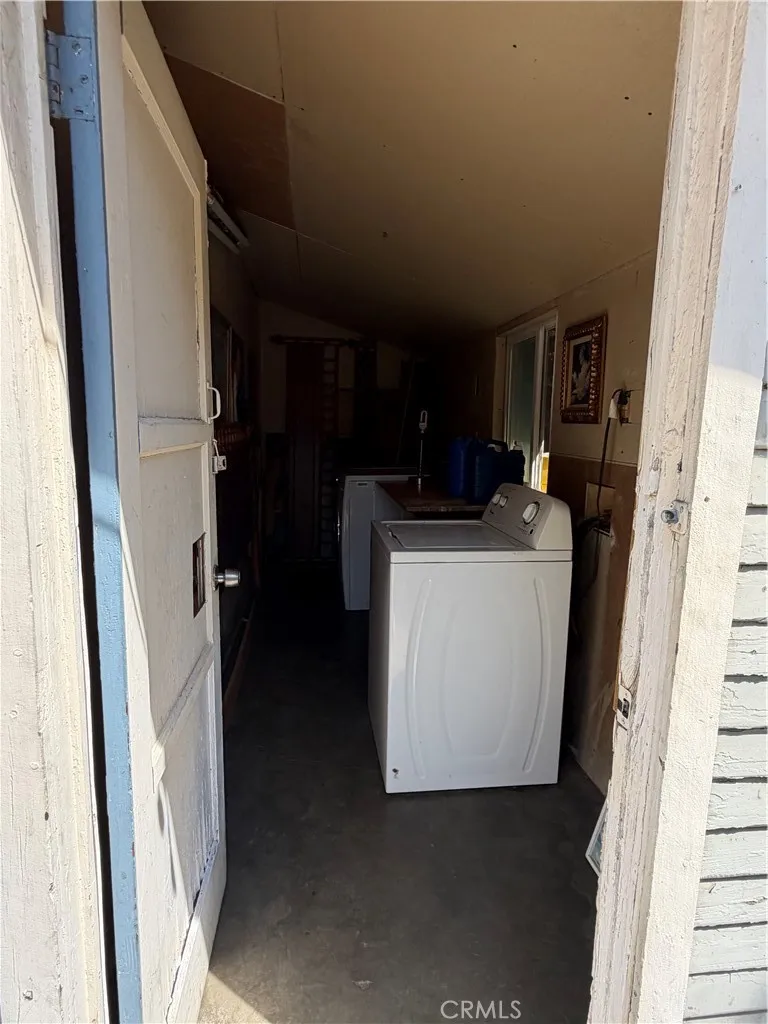 936 Laurel Ontario, CA 91762