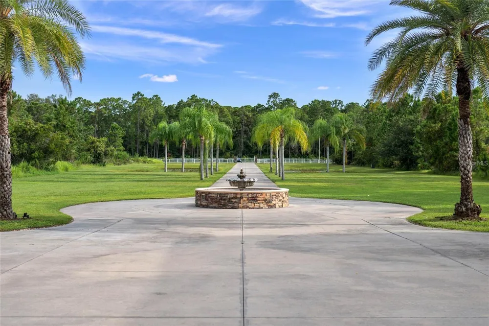 5251 CARSON STREET St Cloud, FL 34771