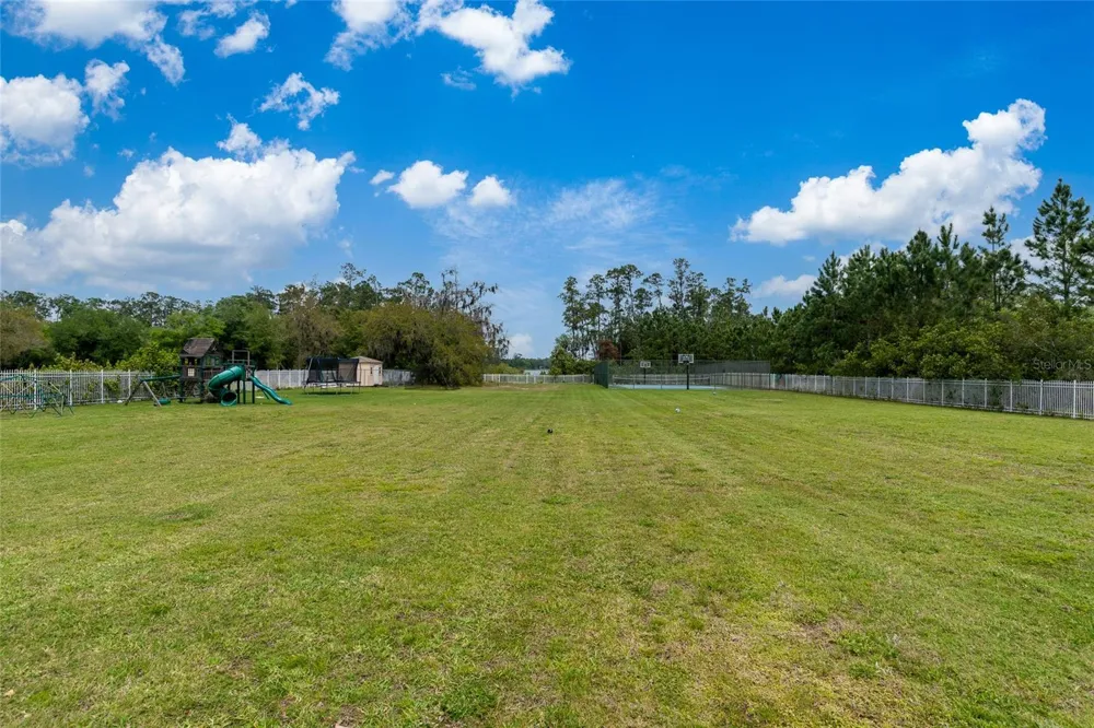 5251 CARSON STREET St Cloud, FL 34771