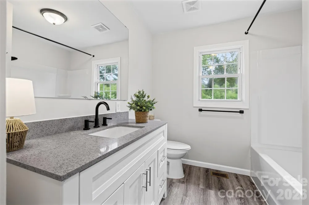 406 Green Street Lincolnton, NC 28092