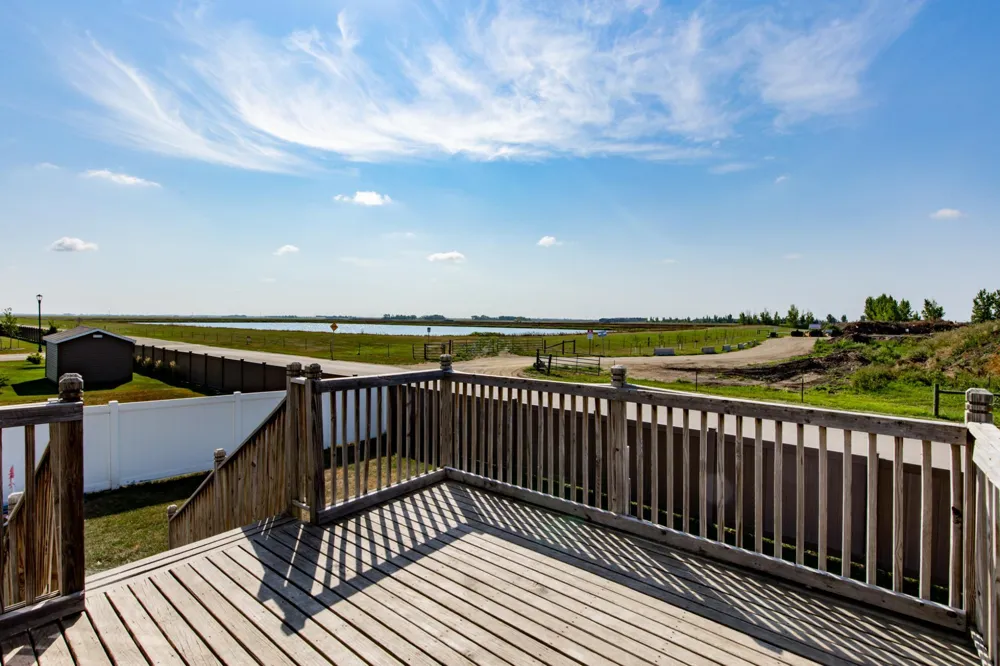 613 5th Street E Horace, ND 58047