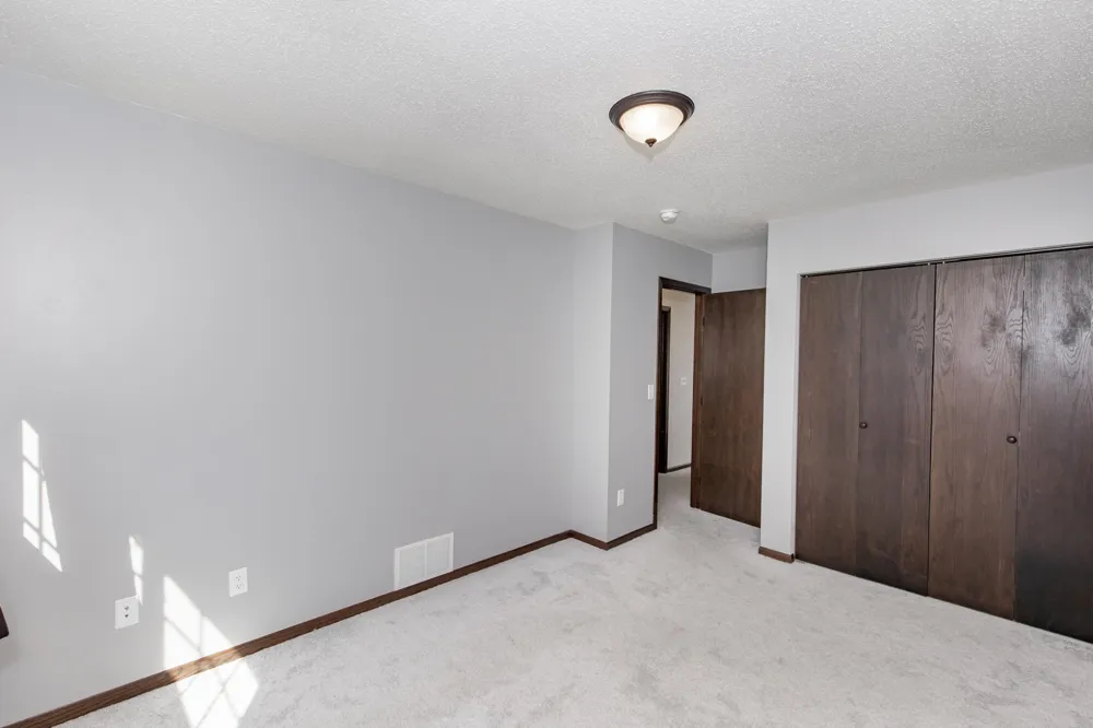 613 5th Street E Horace, ND 58047