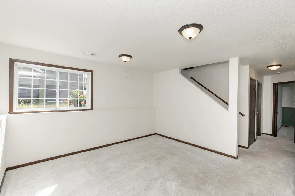613 5th Street E Horace, ND 58047