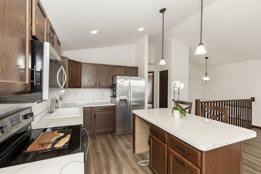 613 5th Street E Horace, ND 58047