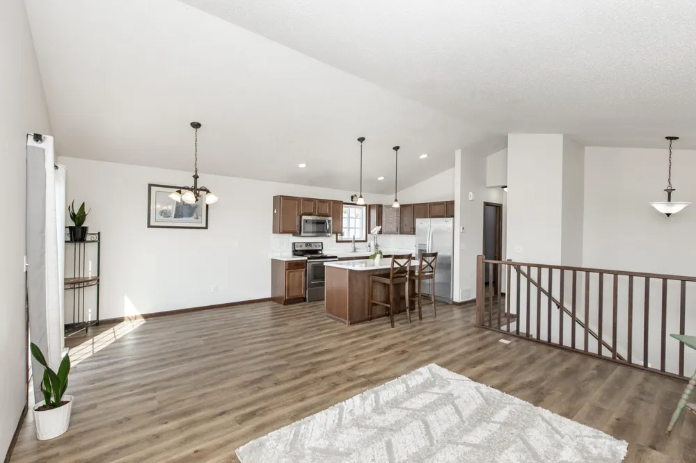 613 5th Street E Horace, ND 58047