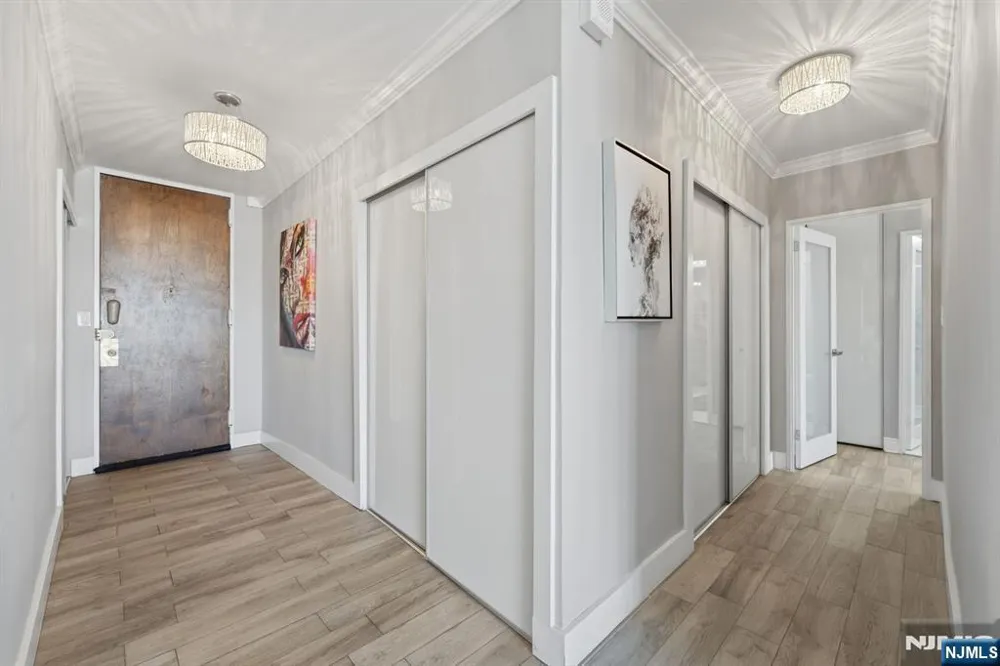6 Horizon 2809 Fort Lee, NJ 07024