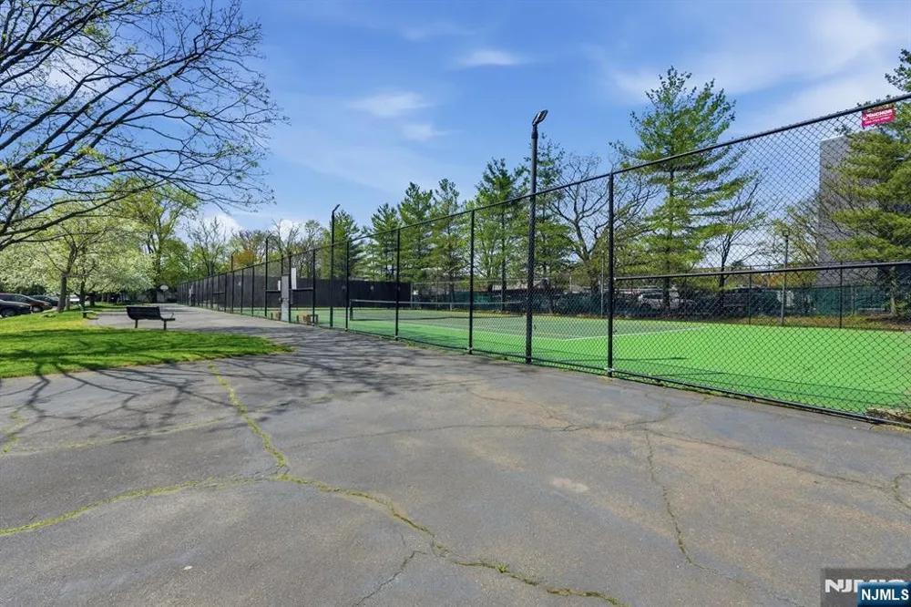 6 Horizon 2809 Fort Lee, NJ 07024