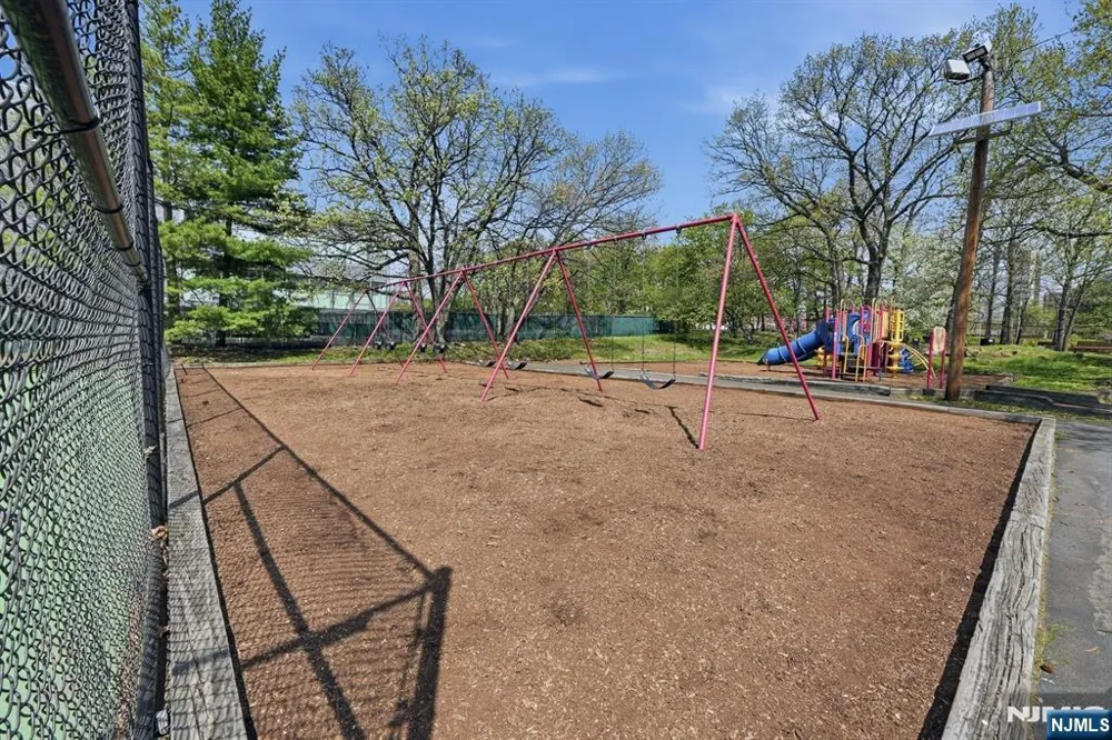 6 Horizon 2809 Fort Lee, NJ 07024