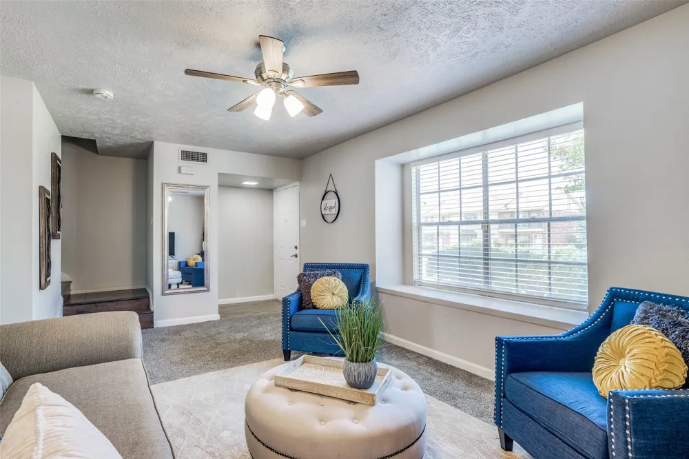 7 W Mountain Lane #37 Grand Prairie, TX 75052
