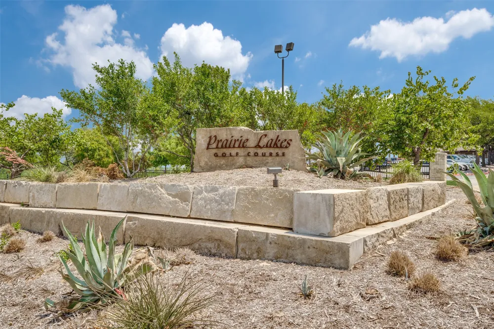 7 W Mountain Lane #37 Grand Prairie, TX 75052